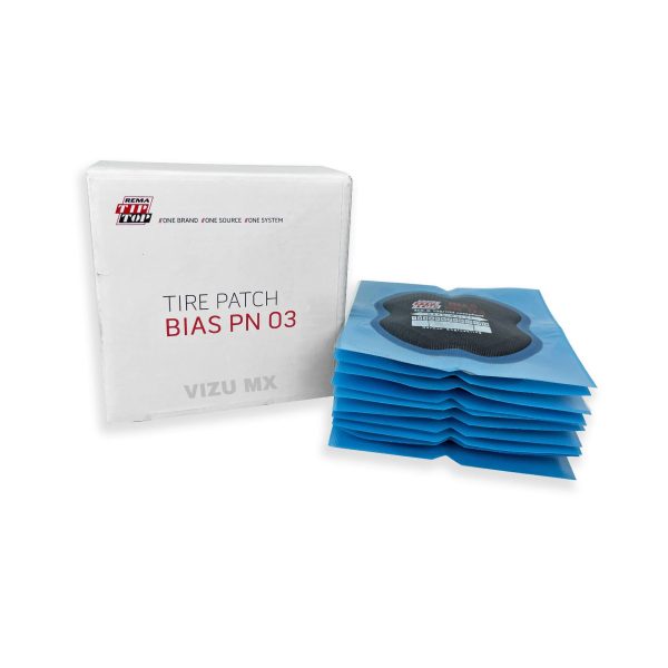 Parche convencional Rema Tip Top PN 03 apilado junto a su caja blanca con logo y texto en rojo